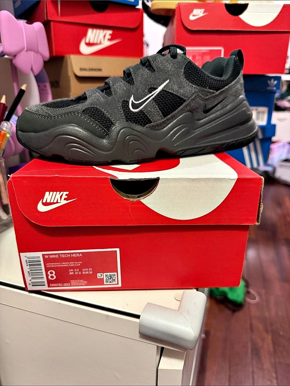 Nike Tech Hera